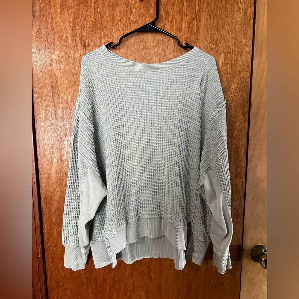 American Eagle Crew Neck Big Hug Waffle Sweatshirt, size medium